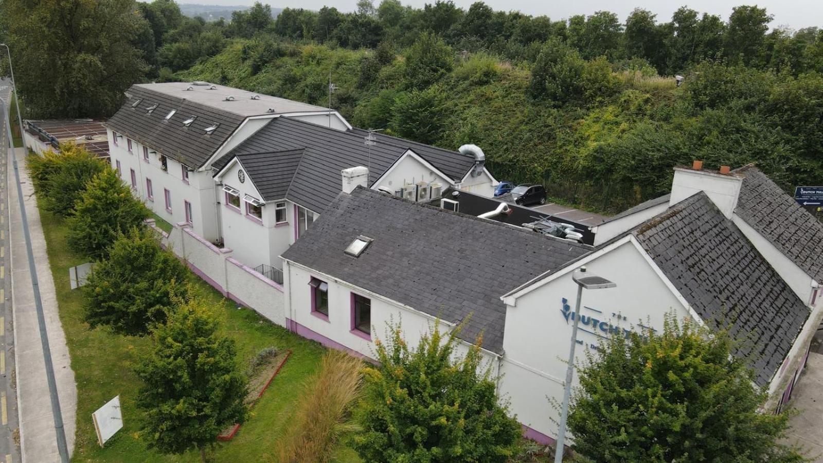 The Dutch Tulip Hotel Mallow Exterior photo